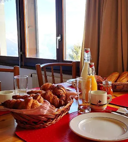 Auberge La Tzoumaz Penzion *