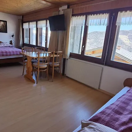 אורחן Auberge La Tzoumaz *