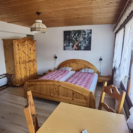 Auberge La Tzoumaz Мини-отель Ла-Тзума